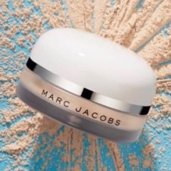Marc Jacobs Finish Line Perfecting Coconut Setting Powder - Picture 4 of 13